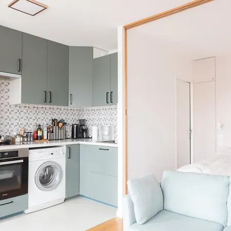 Quiet 28 M Studio With Panoramic View